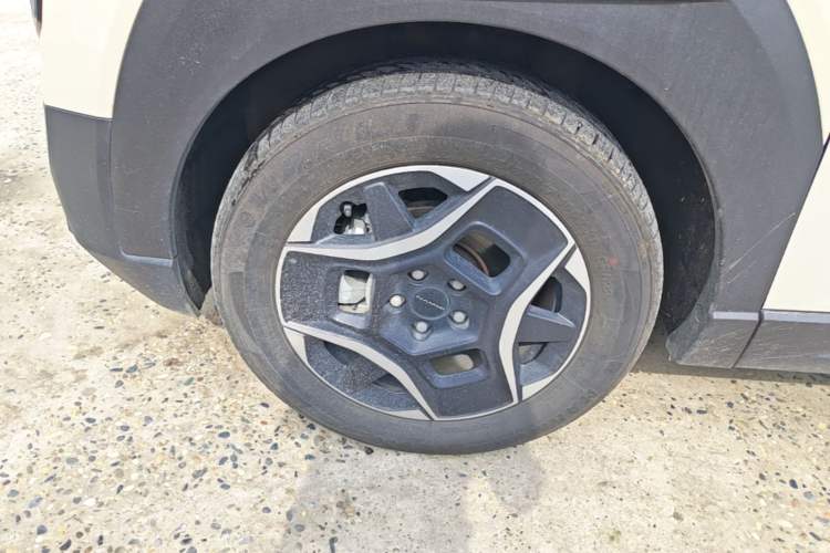 Used Dongfeng NAMMI 06 2025 401 Pro Left Front Wheel Hub