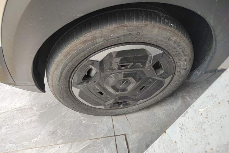 Used Dongfeng NAMMI 06 2025 471 Ultra Left Front Wheel Hub
