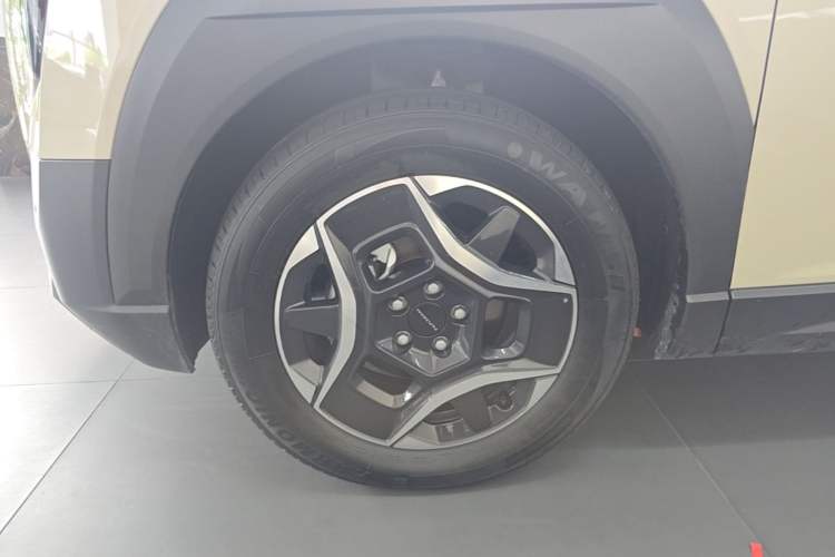 Used Dongfeng NAMMI 06 2025 471 Ultra Left Front Wheel Hub