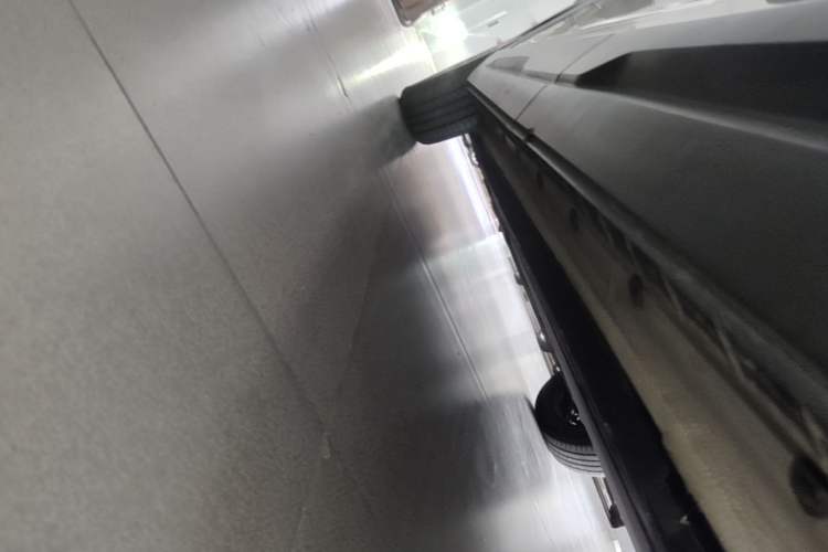 Used Dongfeng NAMMI 06 2025 401 Air Left Side Sill