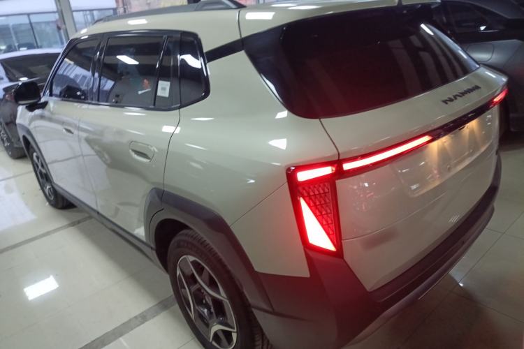 Used Dongfeng NAMMI 06 2025 471 Ultra Left Side