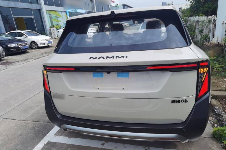 Used Dongfeng NAMMI 06 2025 401 Air Rear