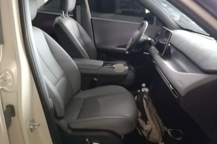 Used Dongfeng NAMMI 06 2025 471 Ultra Right Front Seat