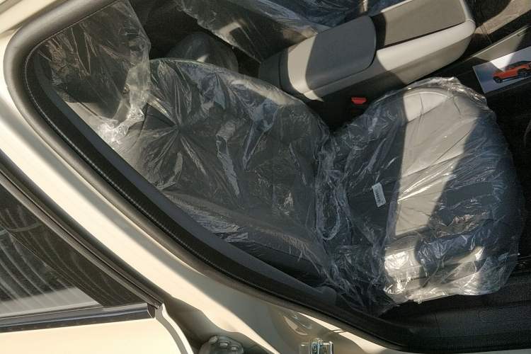 Used Dongfeng NAMMI 06 2025 401 Air Right Front Seat