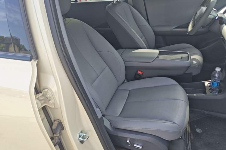 Used Dongfeng NAMMI 06 2025 401 Pro Right Front Seat