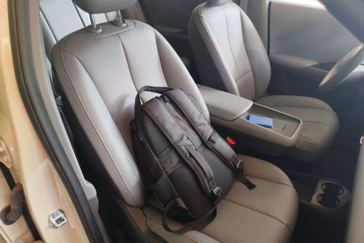 Used Dongfeng NAMMI 06 2025 471 Ultra Right Front Seat
