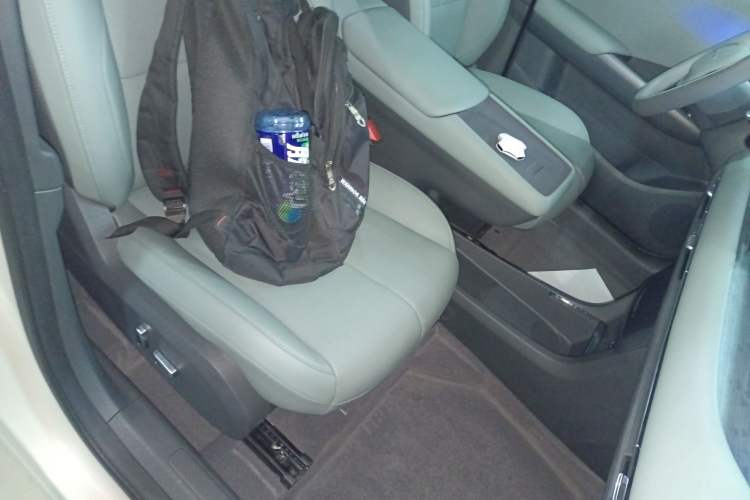 Used Dongfeng NAMMI 06 2025 471 Ultra Right Front Seat