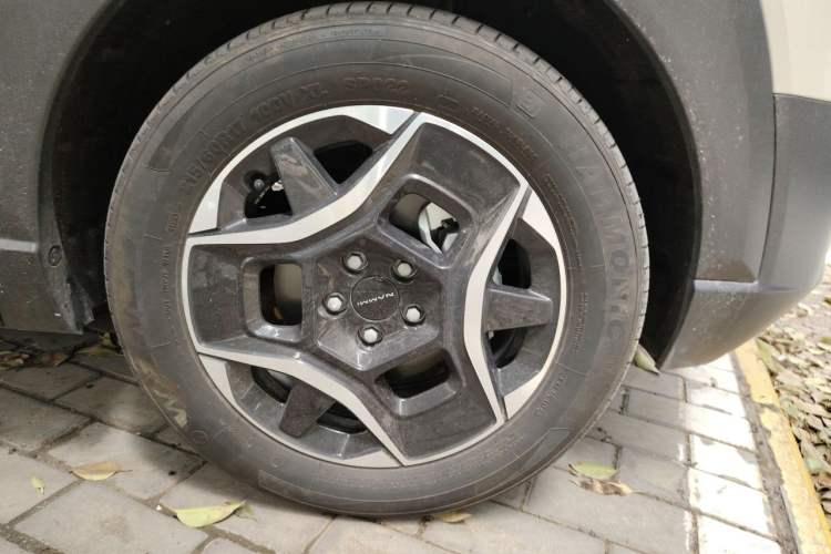 Used Dongfeng NAMMI 06 2025 471 Pro Right Front Wheel Hub