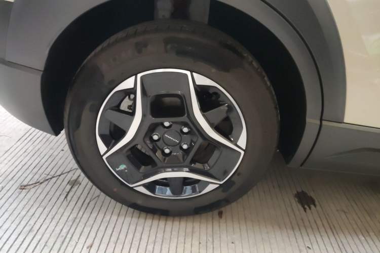 Used Dongfeng NAMMI 06 2025 471 Pro Right Rear Wheel Hub