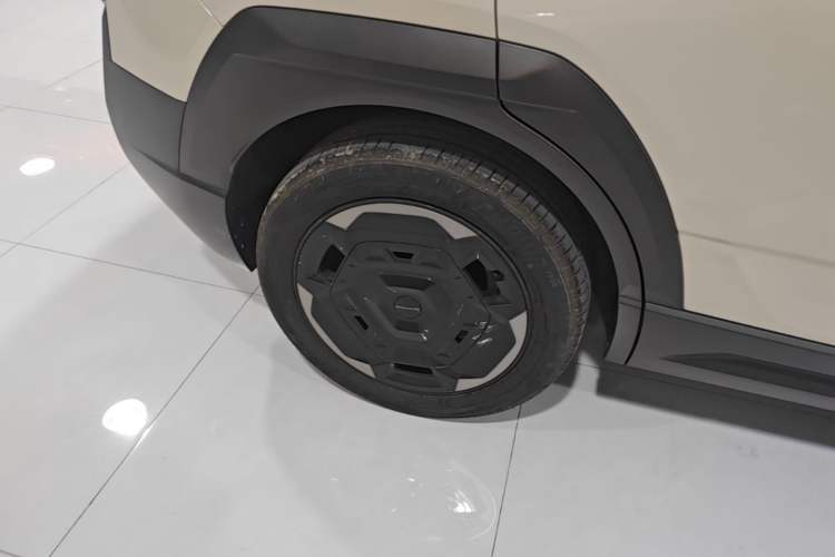 Used Dongfeng NAMMI 06 2025 471 Ultra Right Rear Wheel Hub