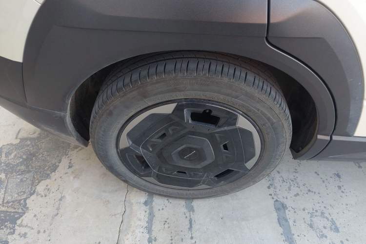 Used Dongfeng NAMMI 06 2025 471 Ultra Right Rear Wheel Hub