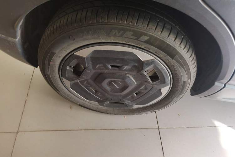 Used Dongfeng NAMMI 06 2025 471 Ultra Right Rear Wheel Hub