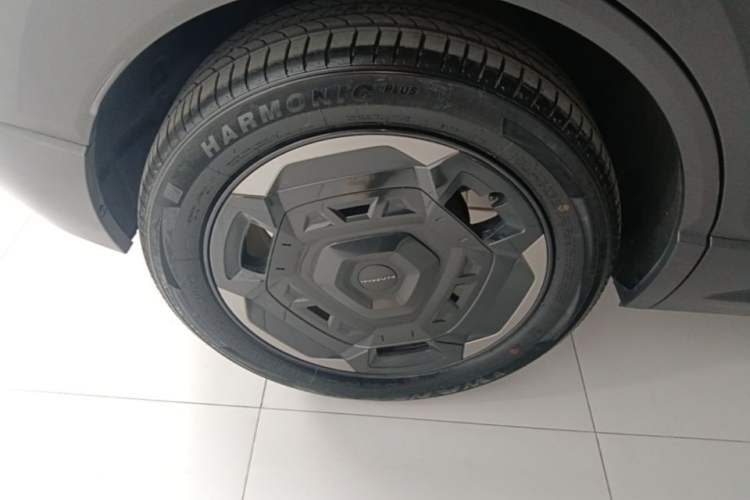 Used Dongfeng NAMMI 06 2025 471 Ultra Right Rear Wheel Hub