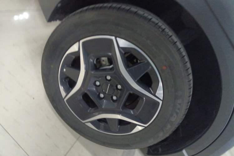 Used Dongfeng NAMMI 06 2025 471 Ultra Right Rear Wheel Hub