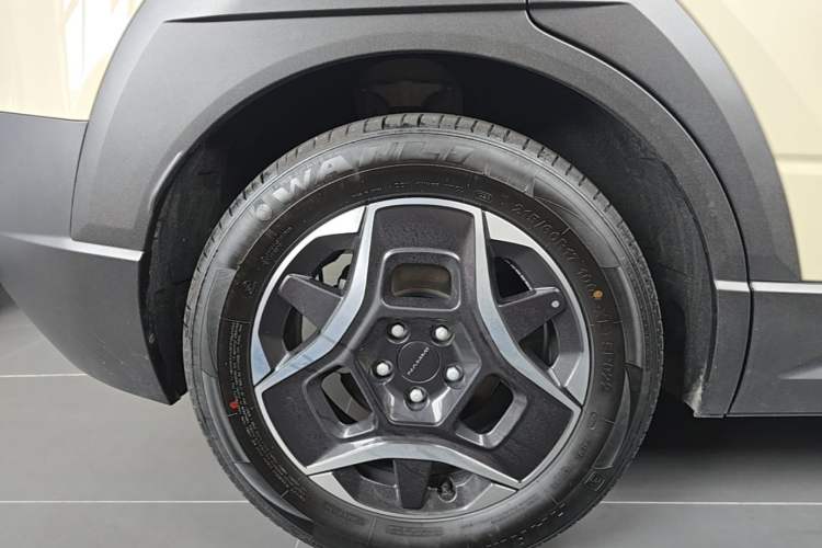 Used Dongfeng NAMMI 06 2025 471 Ultra Right Rear Wheel Hub