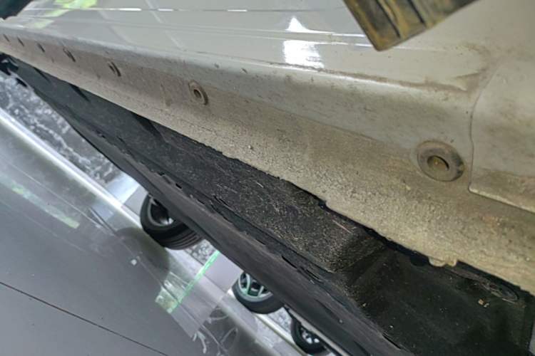 Used Dongfeng NAMMI 06 2025 471 Ultra Right Side Sill