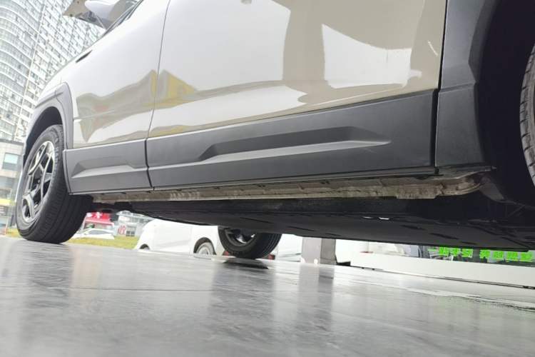 Used Dongfeng NAMMI 06 2025 471 Pro Right Side Sill