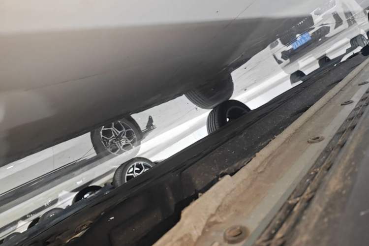 Used Dongfeng NAMMI 06 2025 471 Ultra Right Side Sill
