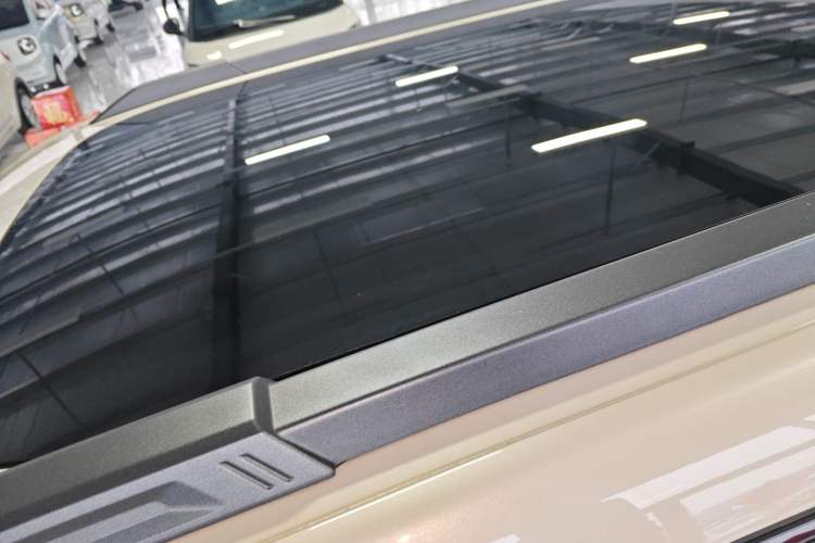 Used Dongfeng NAMMI 06 2025 471 Ultra Roof