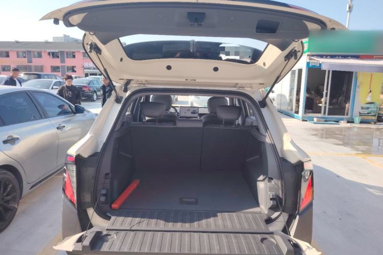 Used Dongfeng NAMMI 06 2025 401 Air Trunk