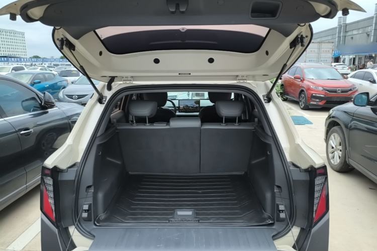 Used Dongfeng NAMMI 06 2025 401 Air Trunk