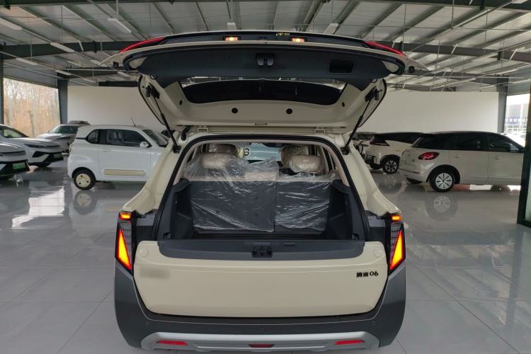 Used Dongfeng NAMMI 06 2025 471 Ultra Trunk