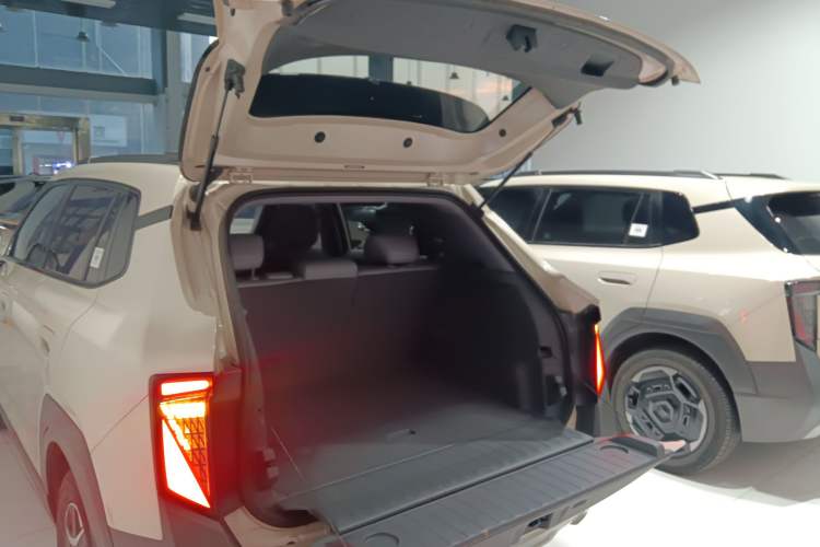 Used Dongfeng NAMMI 06 2025 471 Ultra Trunk