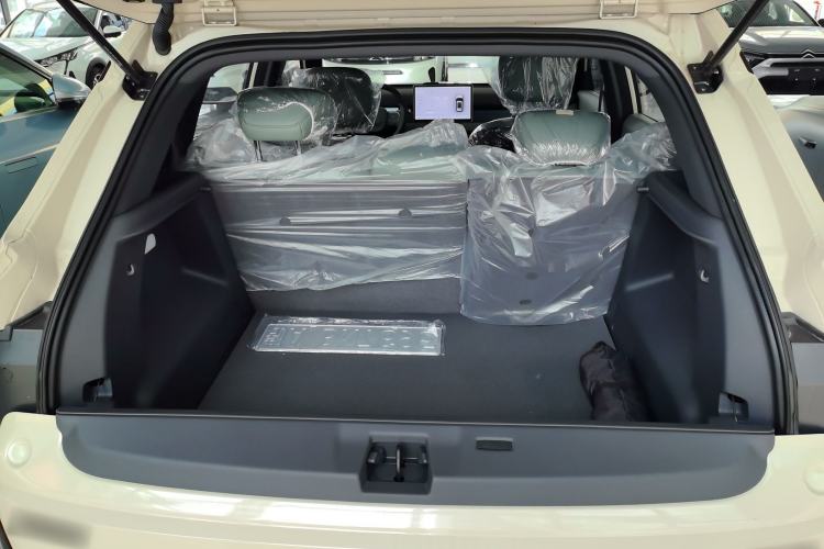 Used Dongfeng NAMMI 06 2025 471 Ultra Trunk