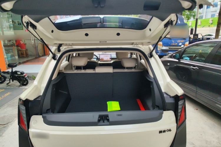 Used Dongfeng NAMMI 06 2025 401 Pro Trunk