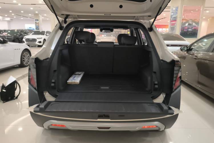 Used Dongfeng NAMMI 06 2025 471 Ultra Trunk