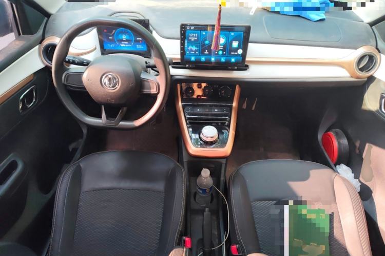 Used Dongfeng NAMMI BOX 2022 Champion Edition Light Wind Version 201KM Standard Model Center Console
