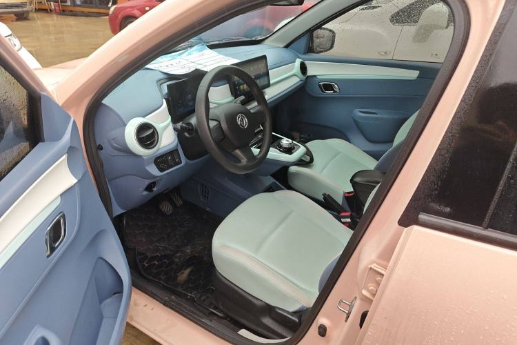Used Dongfeng NAMMI BOX 2022 Chasing Wind Edition 331 km Standard Model Driver Seat