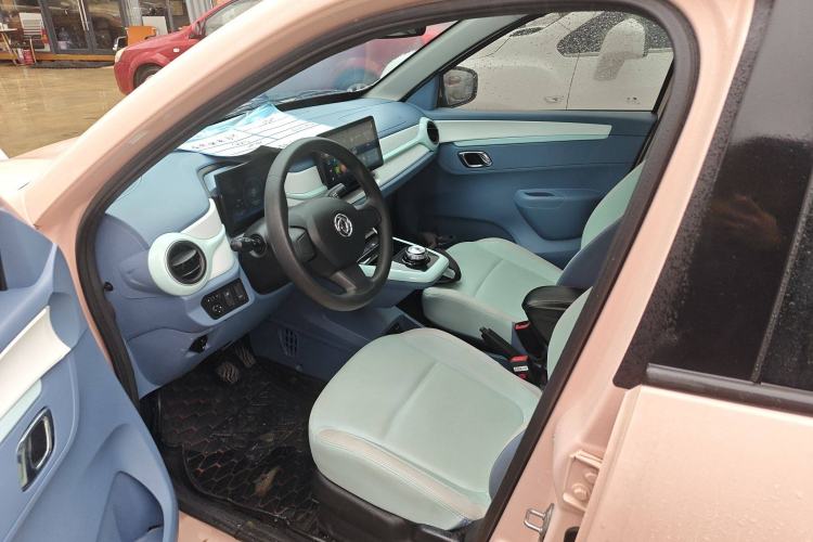 Used Dongfeng NAMMI BOX 2022 Chasing Wind Edition 331 km Standard Model Left Front Seat
