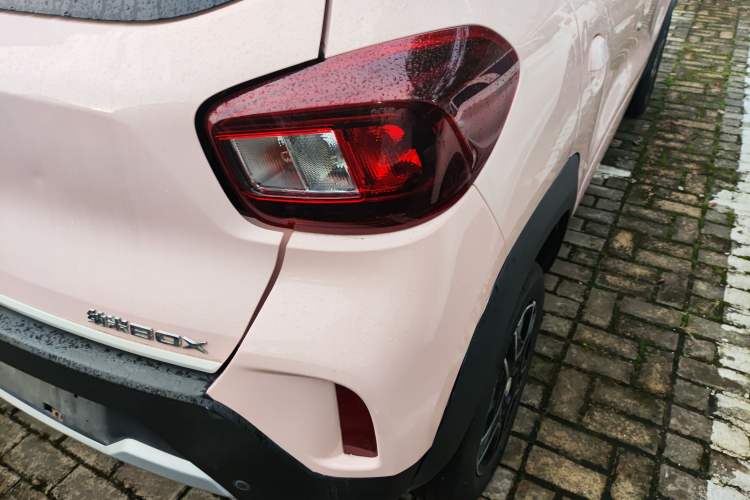 Used Dongfeng NAMMI BOX 2022 Light Wind Edition 201KM Lightning Model Right Rear Taillight