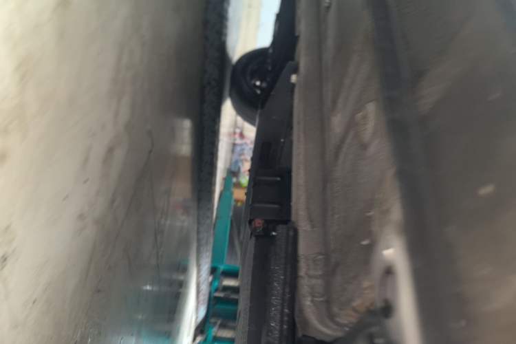 Used Dongfeng NAMMI BOX 2022 Chasing Wind Edition 331KM Advanced Model Chassis Rear Left