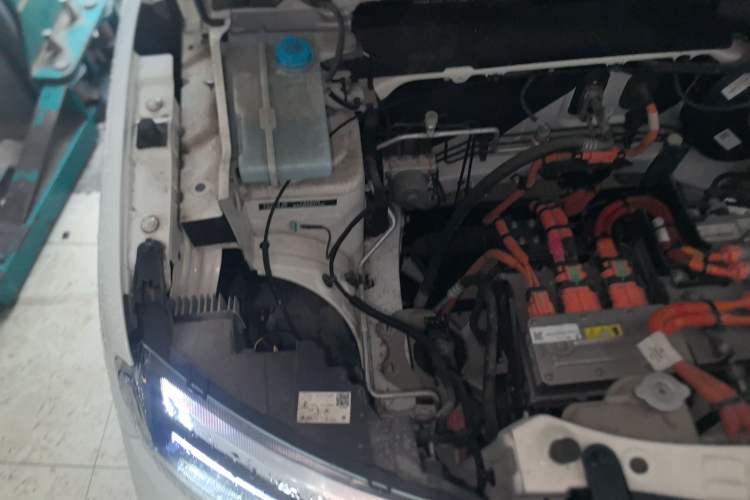 Used Dongfeng NAMMI BOX 2022 Chasing Wind Edition 331KM Advanced Model Engine Bay Right