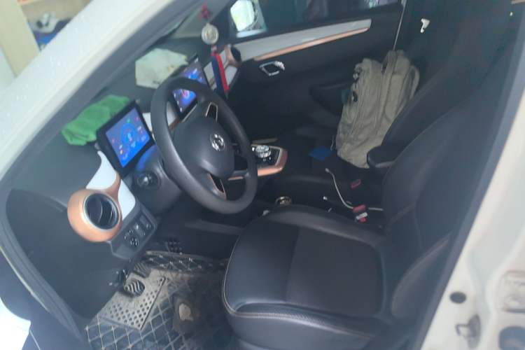 Used Dongfeng NAMMI BOX 2022 Chasing Wind Edition 331KM Advanced Model Left Front Seat
