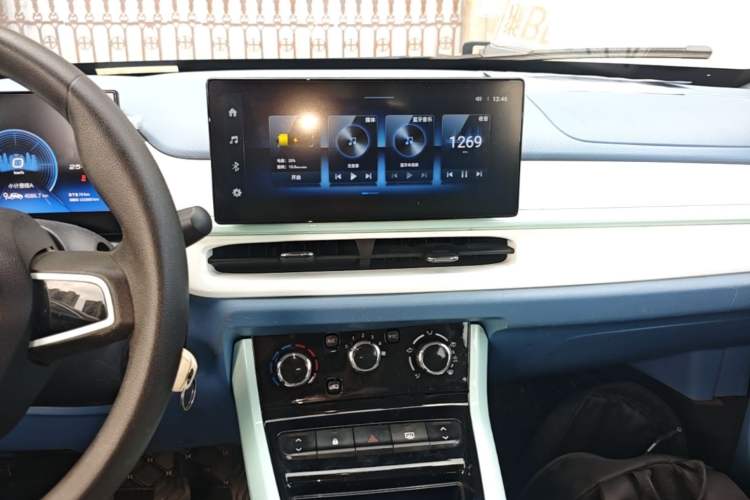 Used Dongfeng NAMMI BOX 2022 Chasing Wind Edition 331KM Advanced Model Audio And AC Panel