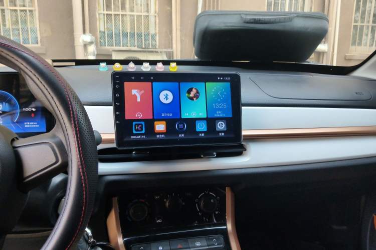 Used Dongfeng NAMMI BOX 2022 Revised Light Wind Edition 201 km Standard Version Audio And AC Panel