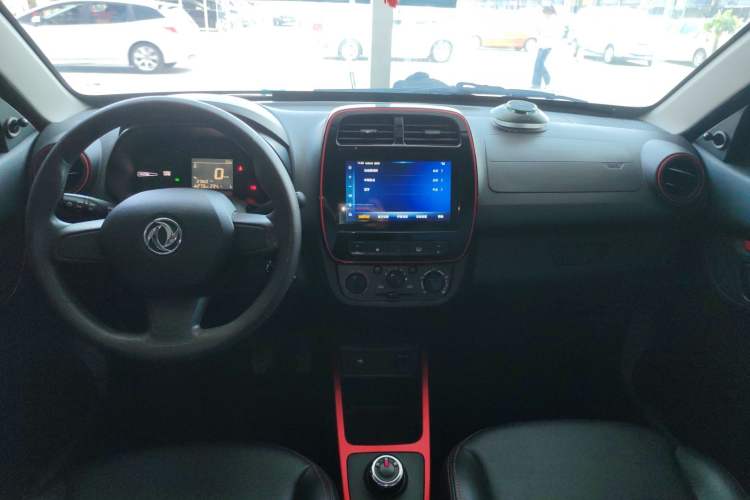 Used Dongfeng NAMMI BOX 2022 Chasing Wind Edition 331 km Standard Model Center Console
