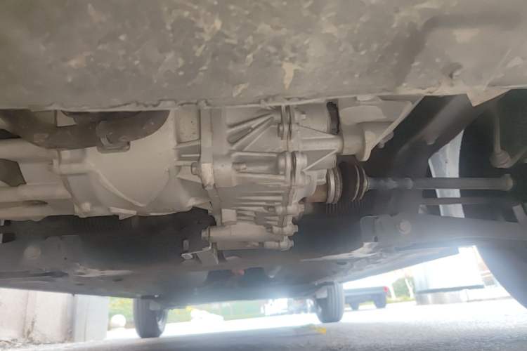 Used Dongfeng NAMMI BOX 2022 Chasing Wind Edition 331 km Standard Model Chassis Front