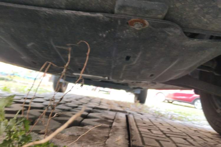 Used Dongfeng NAMMI BOX 2022 Revised Light Wind Edition 201 km Standard Version Chassis Front