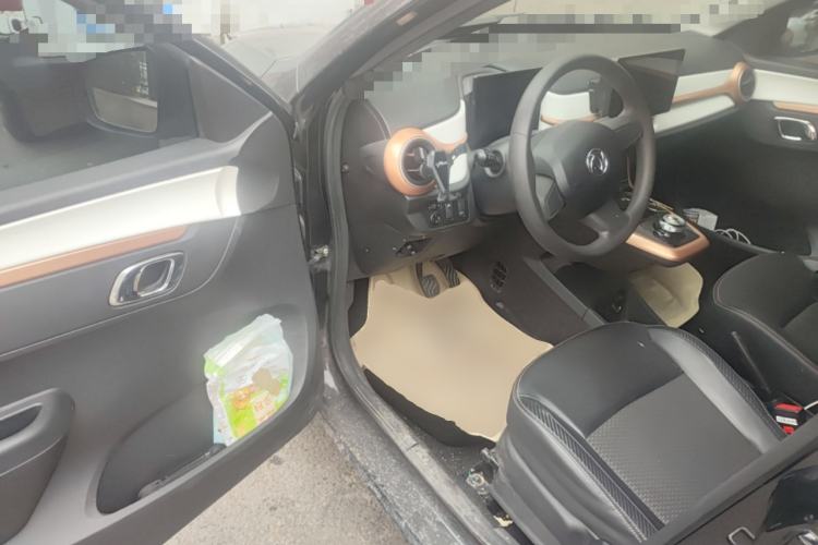 Used Dongfeng NAMMI BOX 2022 Chasing Wind Edition 331 km Standard Model Driver Seat