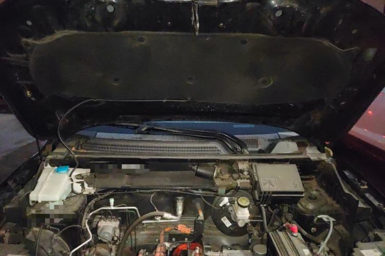 Used Dongfeng NAMMI BOX 2022 Chasing Wind Edition 331 km Standard Model Engine Bay