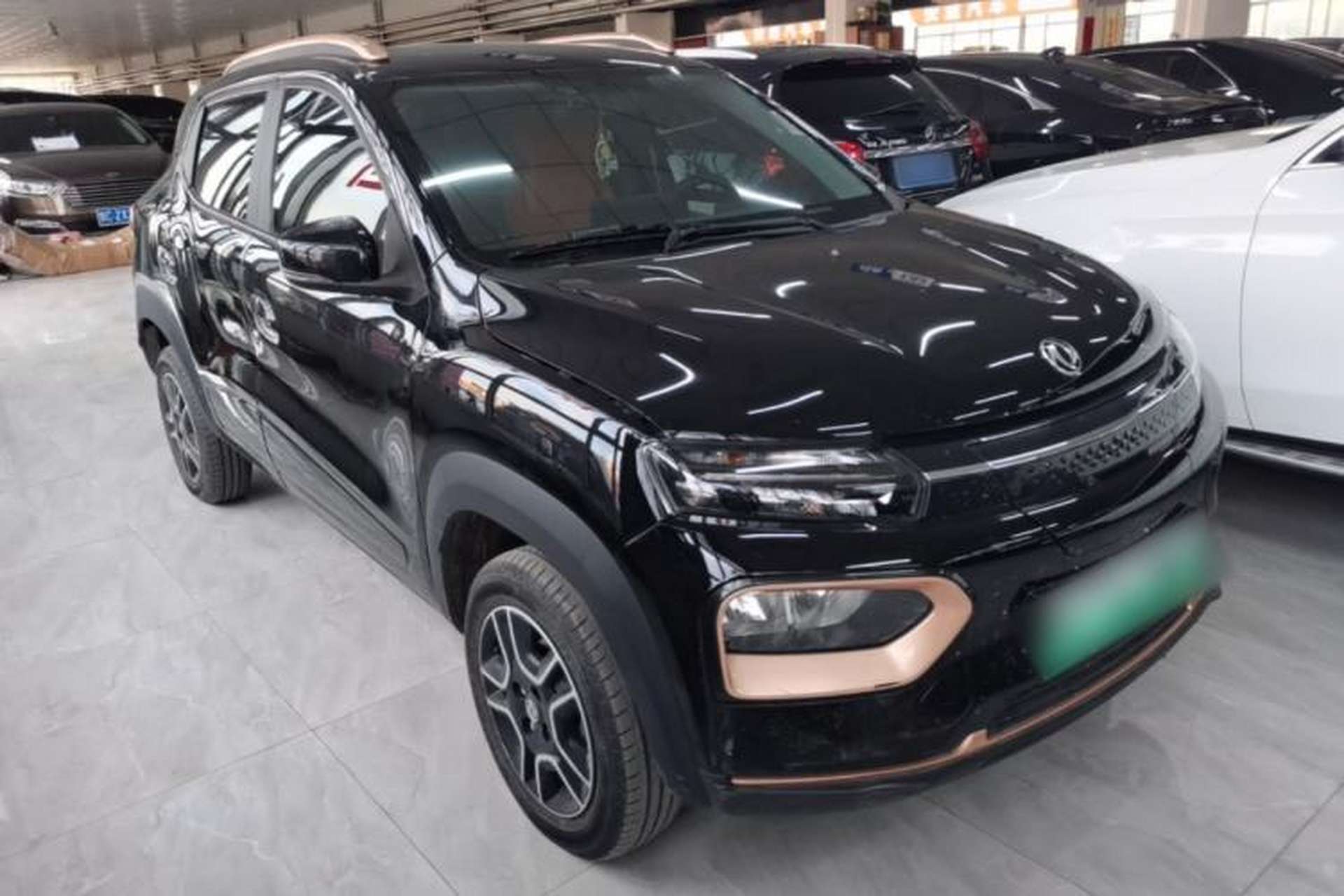 Used Dongfeng NAMMI BOX 2022 Chasing Wind Edition 331 km Standard Model Exterior 1