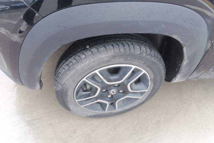 Used Dongfeng NAMMI BOX 2022 Chasing Wind Edition 331 km Standard Model Exterior 4