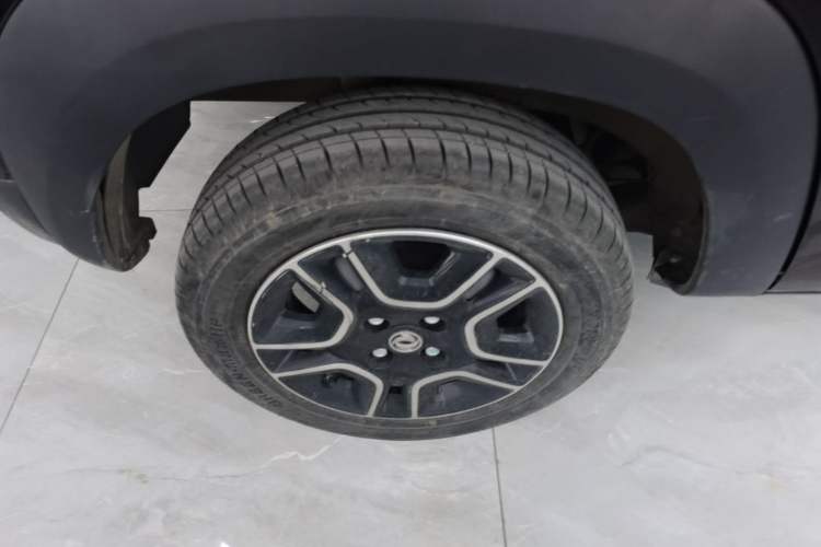 Used Dongfeng NAMMI BOX 2022 Chasing Wind Edition 331 km Standard Model Exterior 5