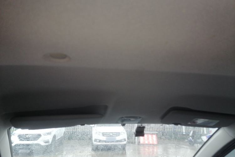 Used Dongfeng NAMMI BOX 2022 Chasing Wind Edition 331 km Standard Model Headliner