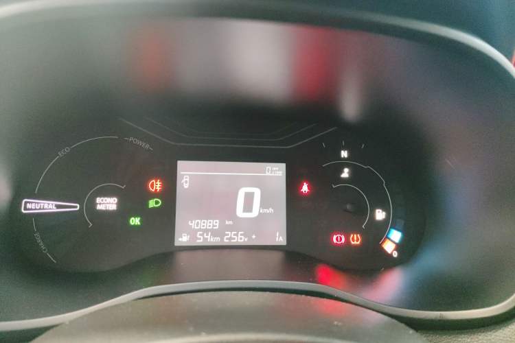 Used Dongfeng NAMMI BOX 2022 Chasing Wind Edition 331KM Advanced Model Instrument Cluster