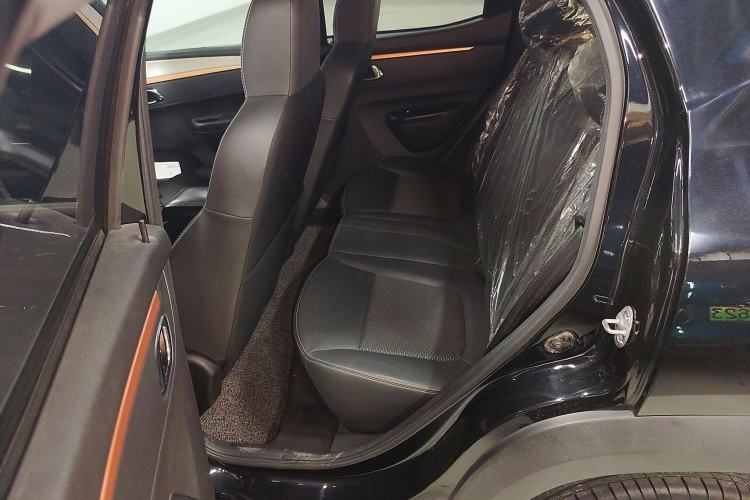 Used Dongfeng NAMMI BOX 2022 Chasing Wind Edition 331 km Standard Model Interior 4